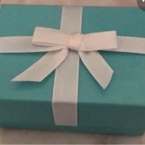 Tiffany Box 💕